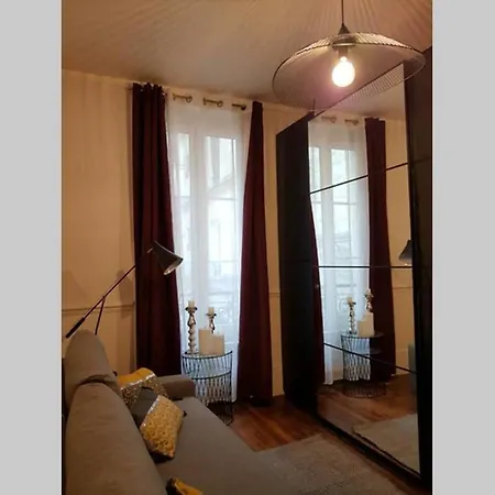 Centre Montmartre, Charming And Cozy Apartment